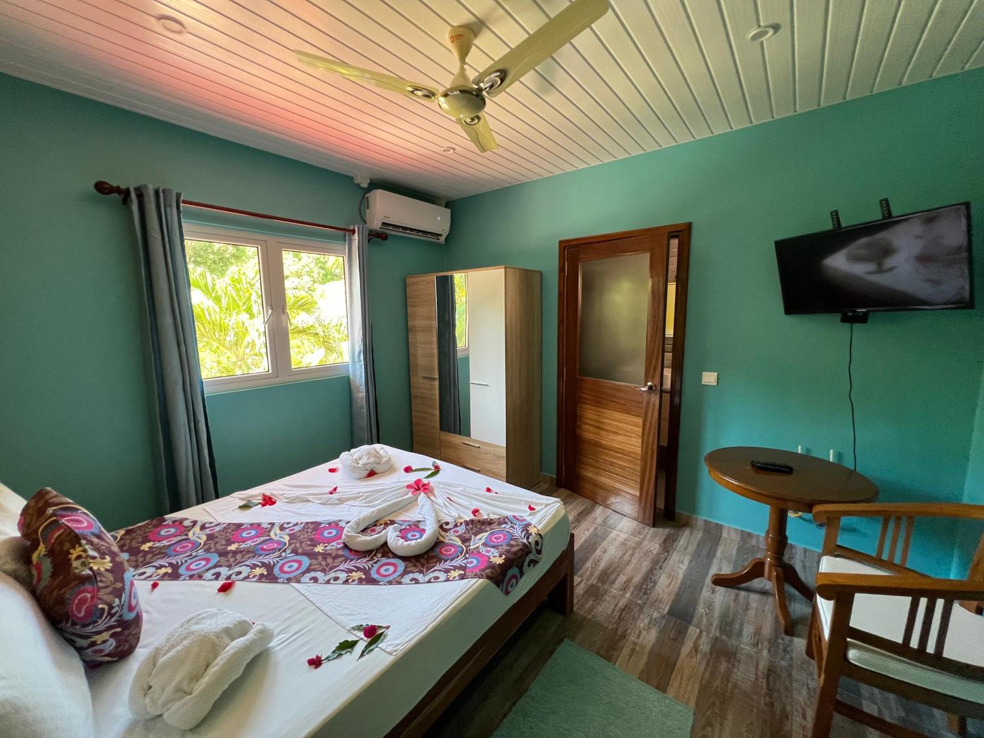 Chloe'S Cottage Self-Catering La Digue Eksteriør bilde