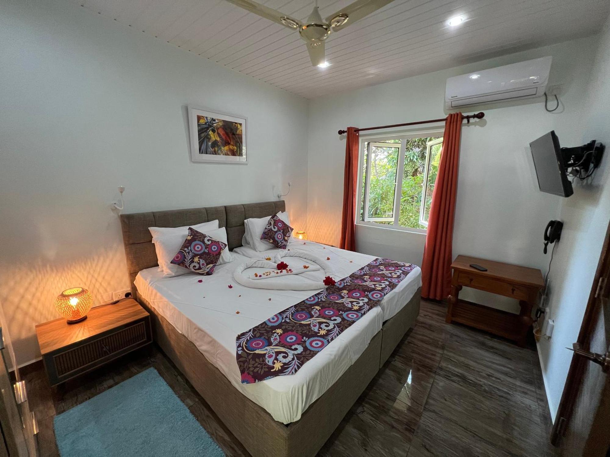 Chloe'S Cottage Self-Catering La Digue Eksteriør bilde