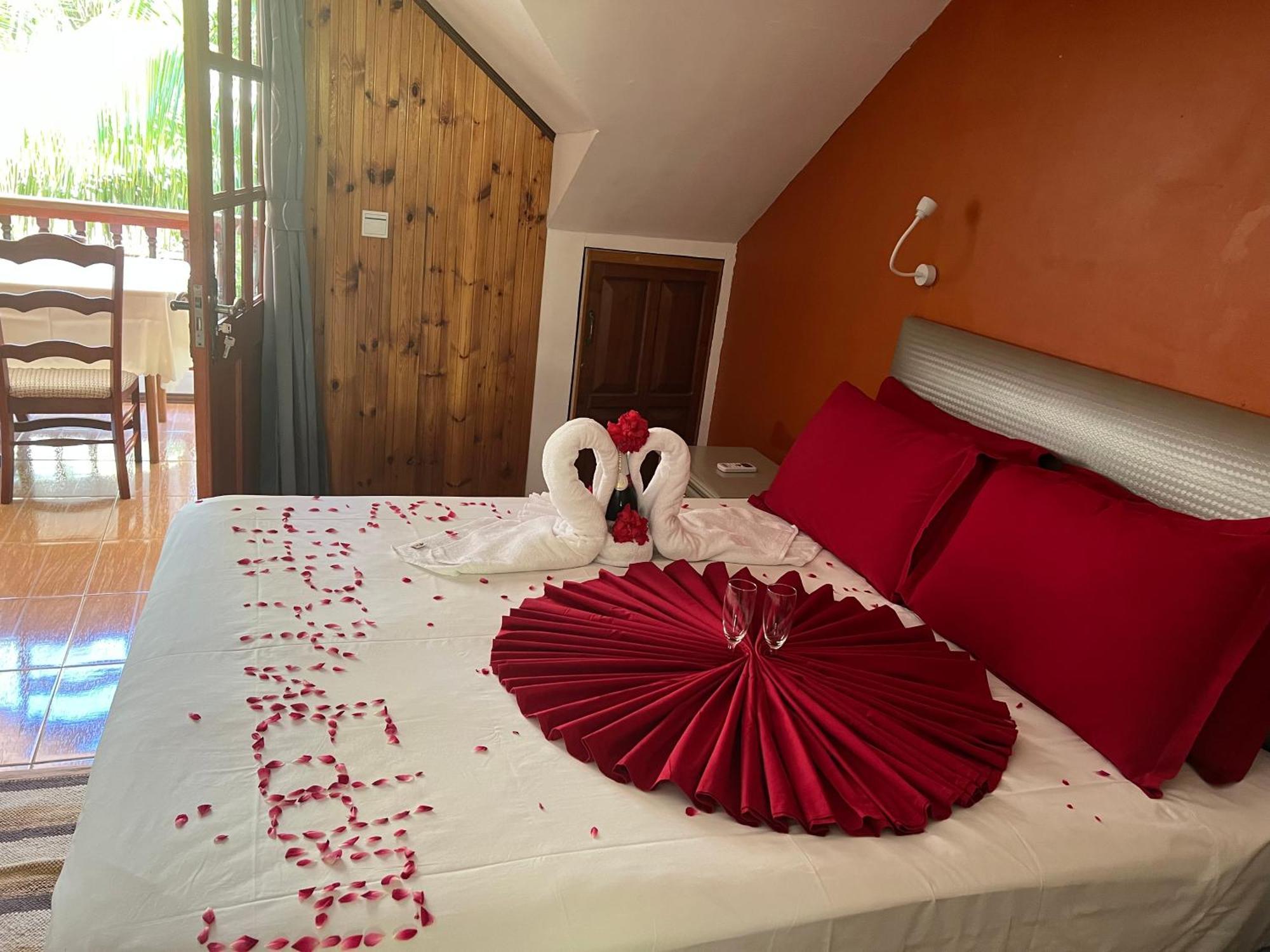 Chloe'S Cottage Self-Catering La Digue Eksteriør bilde