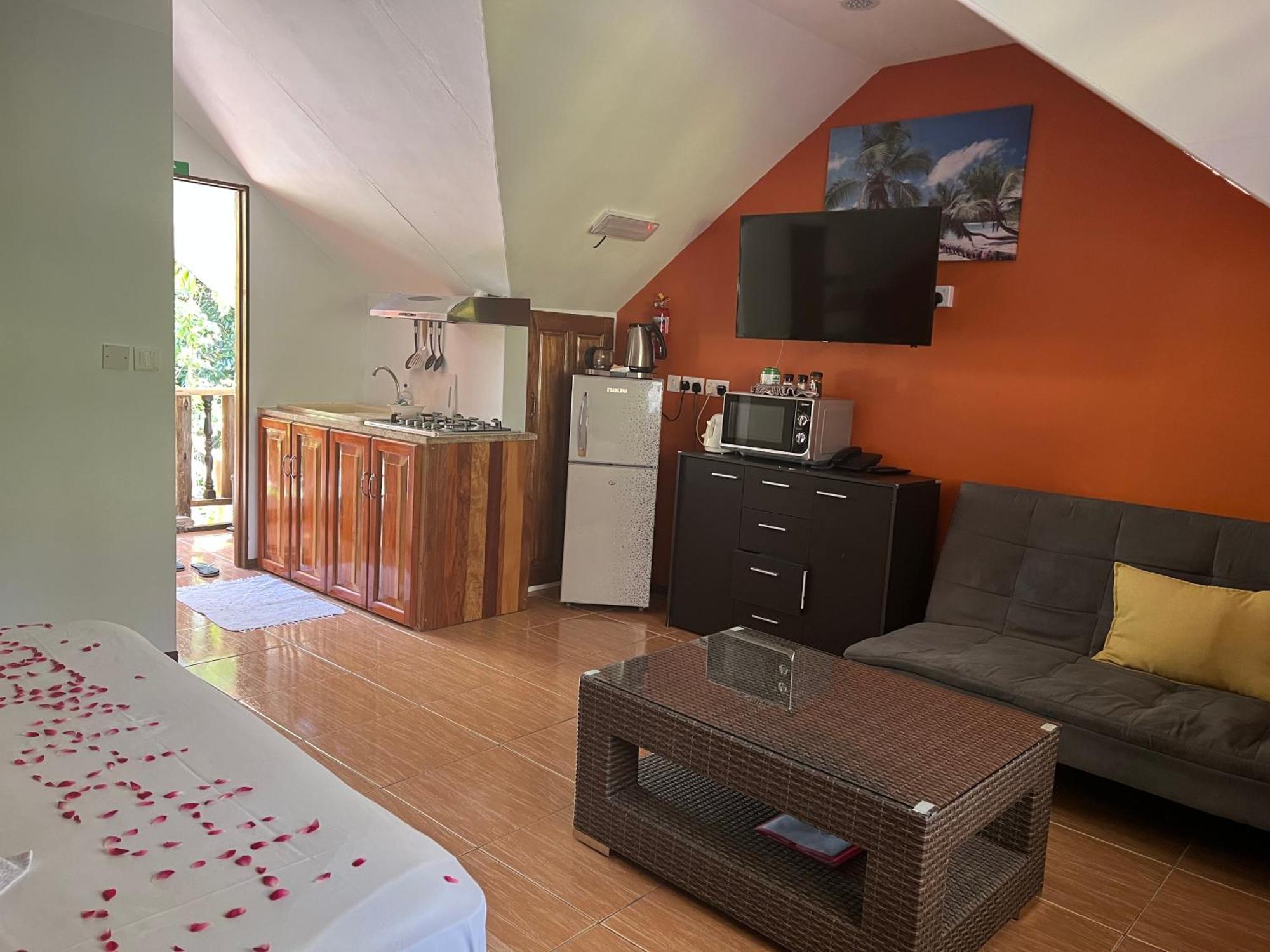Chloe'S Cottage Self-Catering La Digue Eksteriør bilde