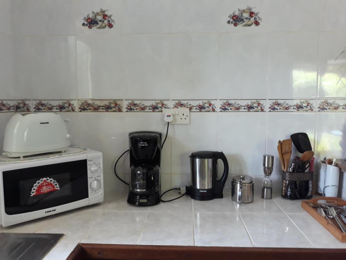 Chloe'S Cottage Self-Catering La Digue Rom bilde